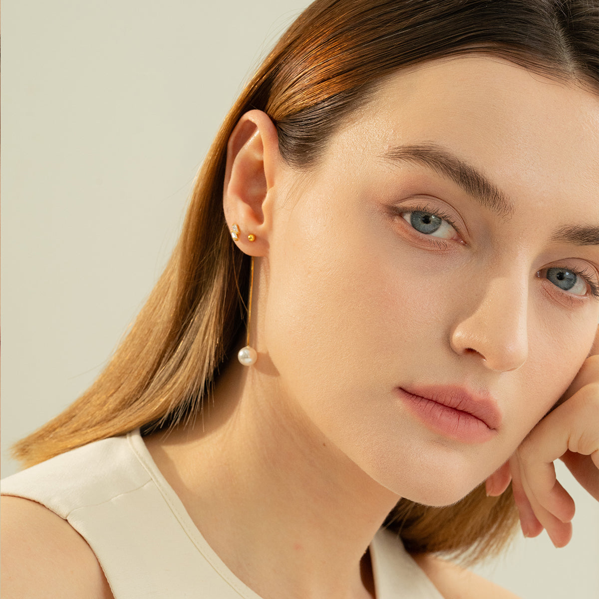 Kacie Pavé Crystal Stud Earrings 14k Gold Plated Simple Daily Style